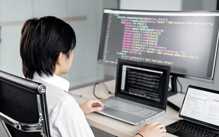 宜宾 ,php声明和调用变量的符号是什么？